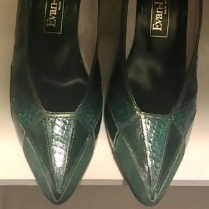 Rare vintage Evan Picone Green Pumps Sz 10